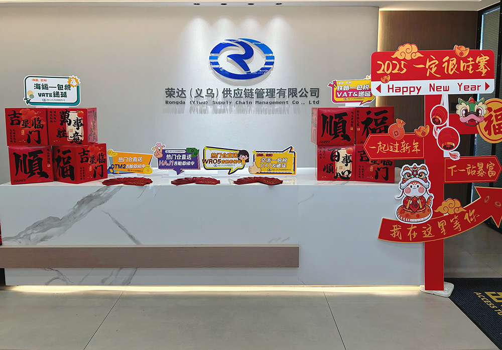 夫妇互换当面做的爱